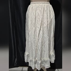 Elegant Cream Skirt